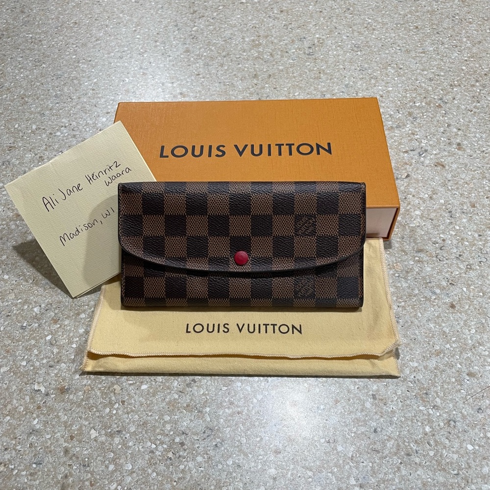 🤎traded🤎Louis Vuitton Emilie Damier Ebene Fuchsia Wallet